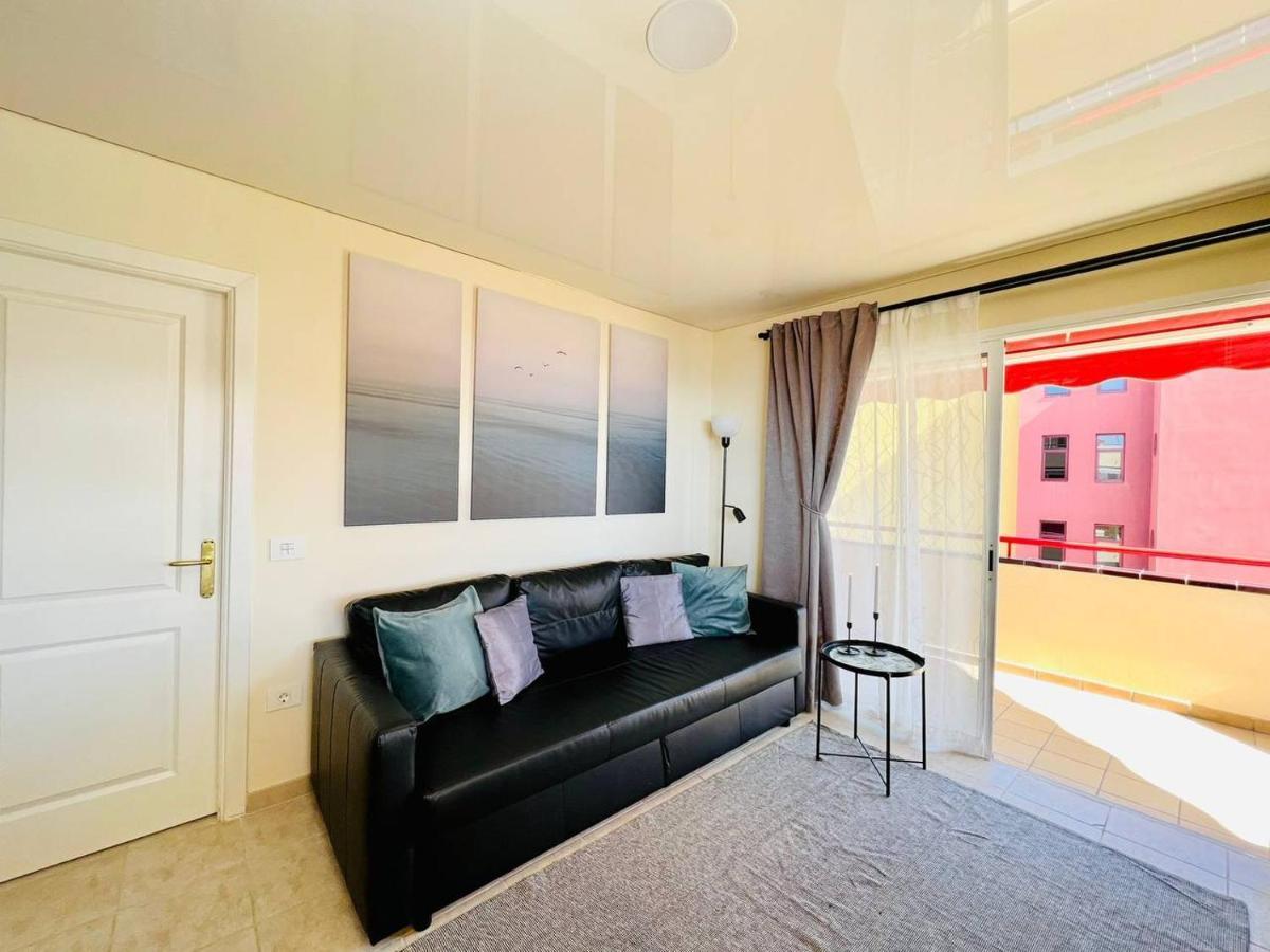 Cozy Beachfront Flat With Pool & Panoramic Sea View Terrace Lägenhet Puerto de Santiago  Exteriör bild
